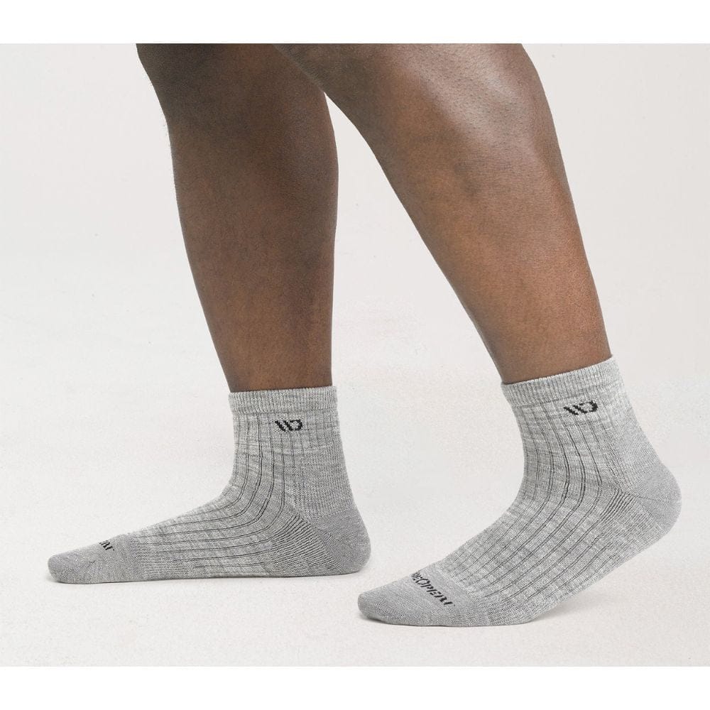 Wide Open Men's Solid Cushioned Quarter Socks